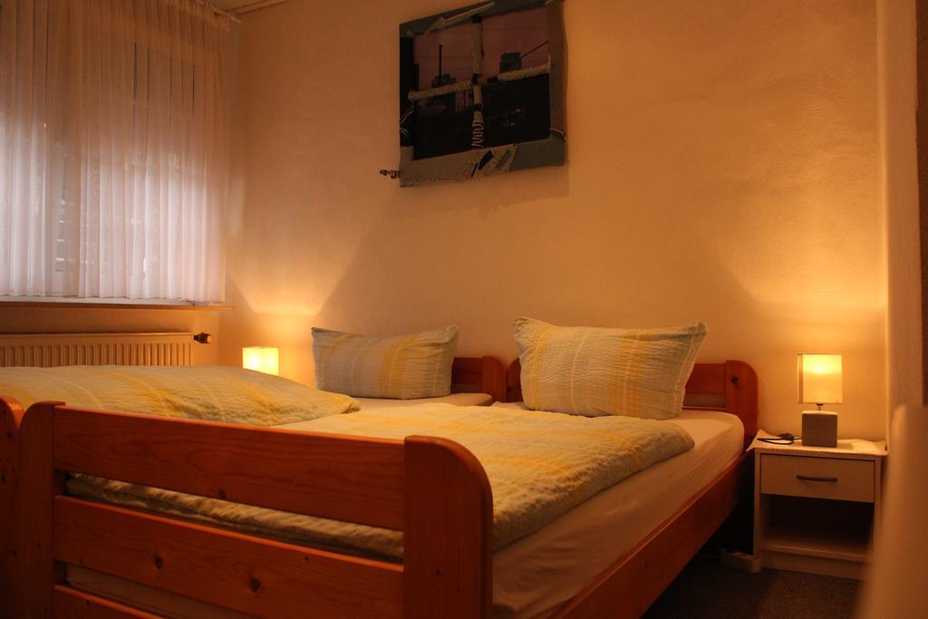 Pension Rad - Haus เพเทอร์สฮาเกน ภายนอก รูปภาพ